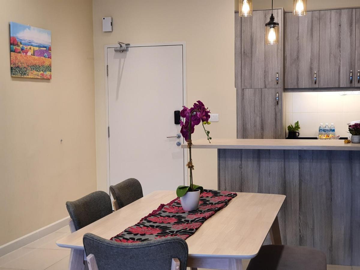 96m² 3 slaapkamer, 2 privé badkamer Appartement in Putrajaya Kampong Tangkas Buitenkant foto