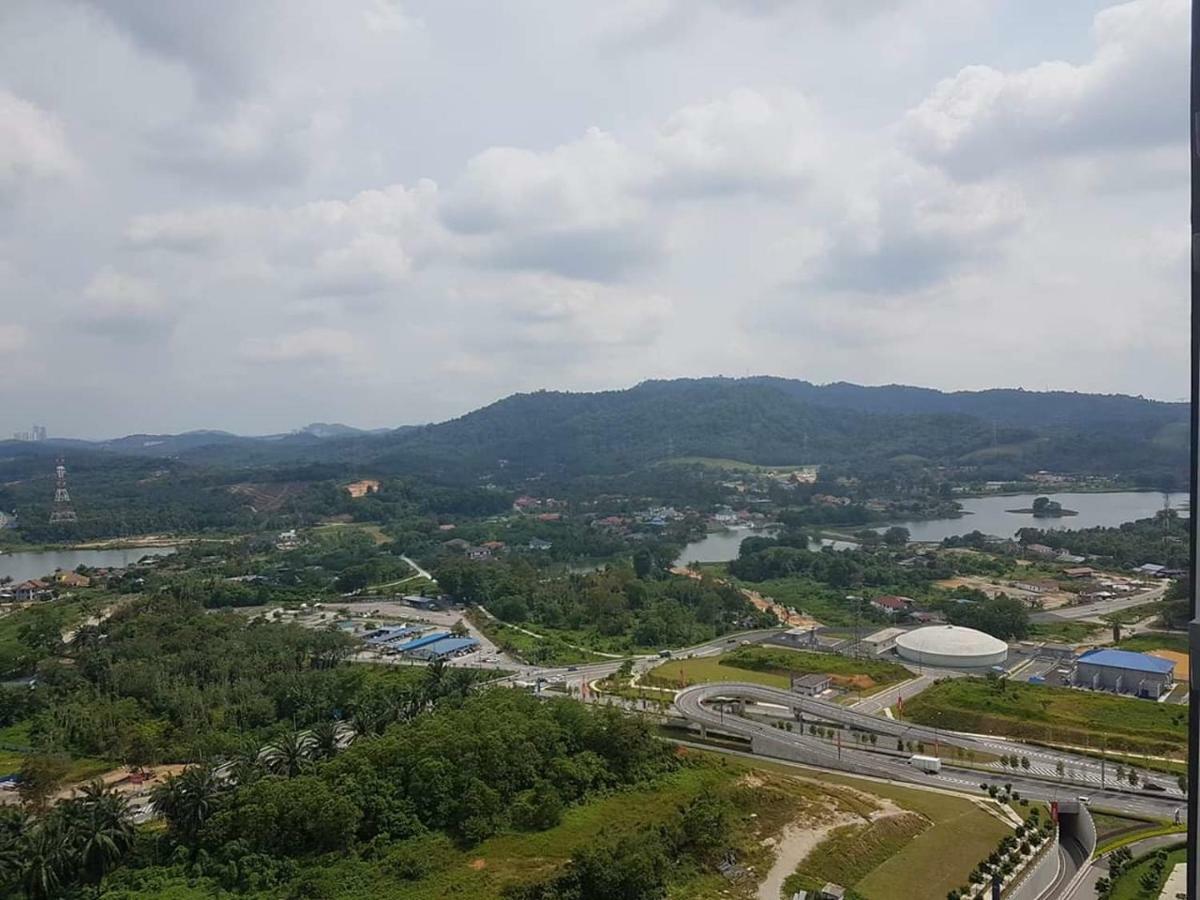 96m² 3 slaapkamer, 2 privé badkamer Appartement in Putrajaya Kampong Tangkas Buitenkant foto